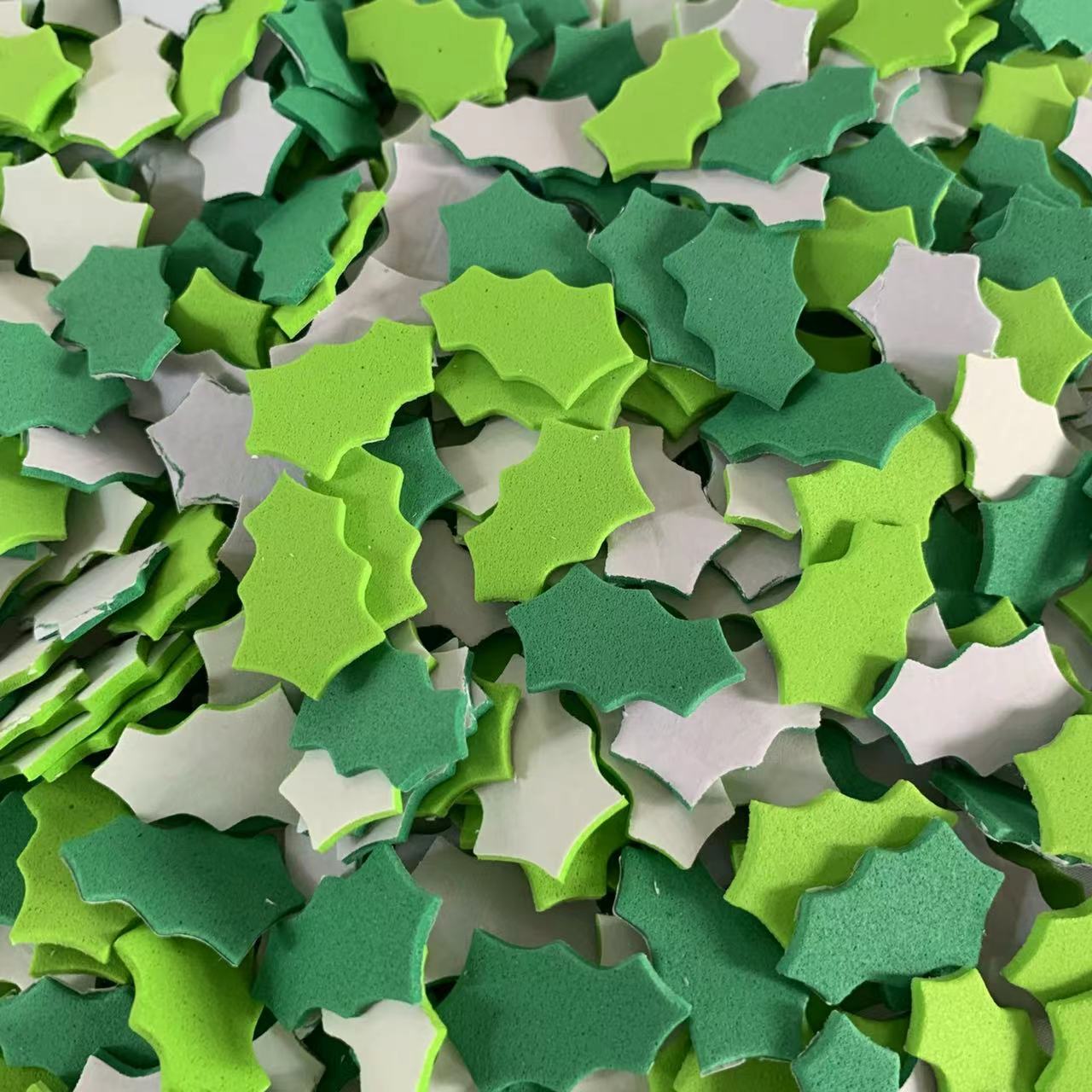 100PCS Christmas wreath leaes  - đánh giá và giá Art And Craft Autumn