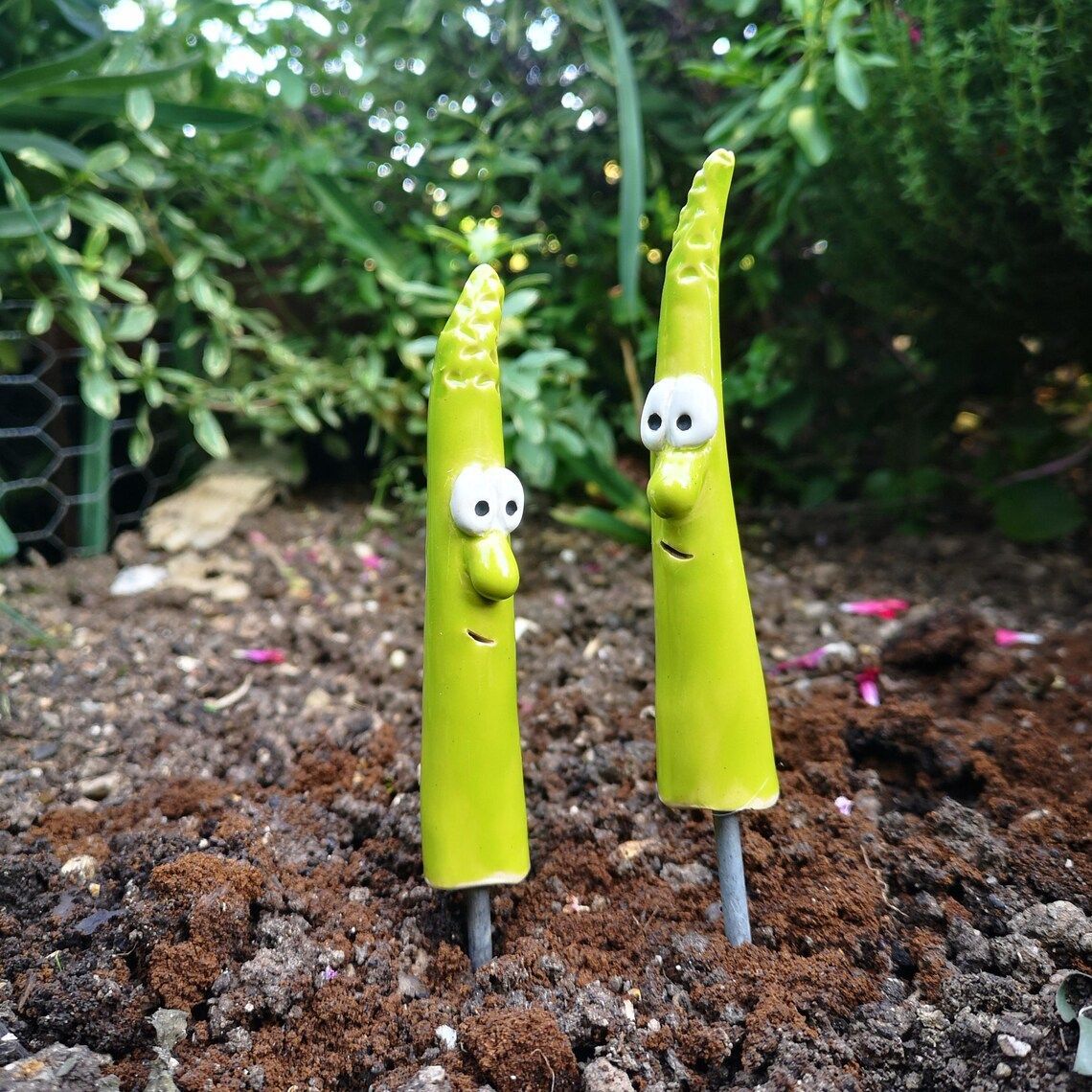 Garden Stakes Plant Logo Resin - đánh giá và giá Art Craft Logo